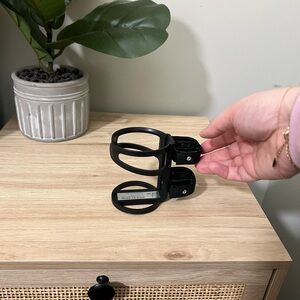 Suitcase or stroller drink holder